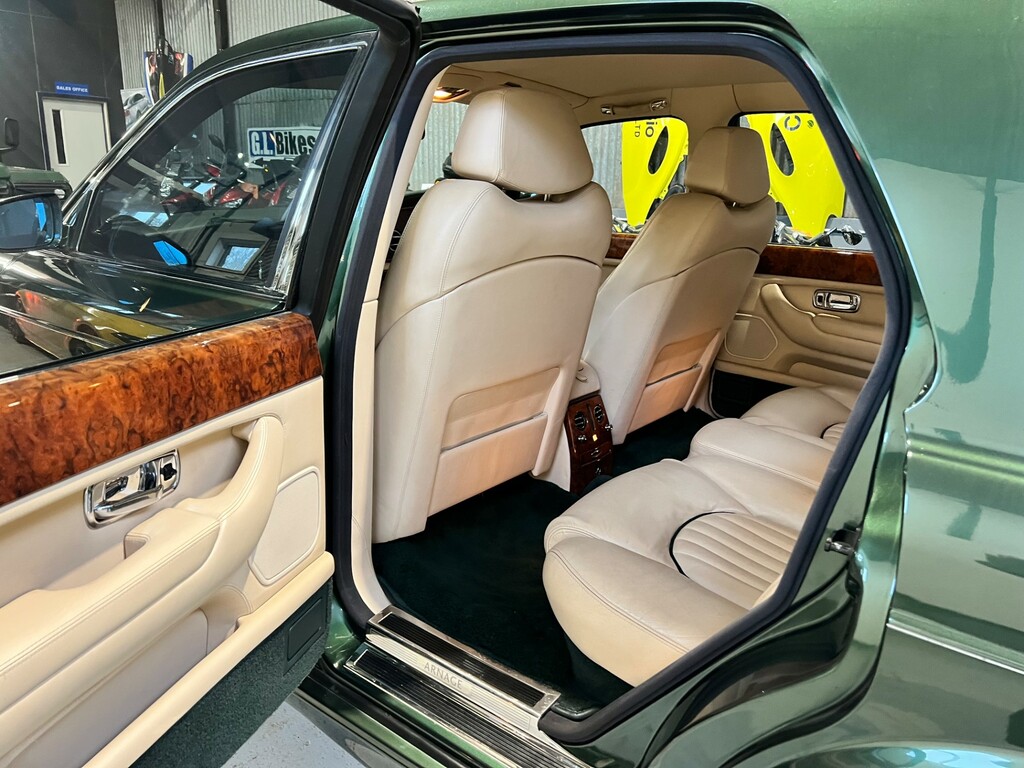 Bentley Arnage Saloon 4.4 V8 1998S Green #21