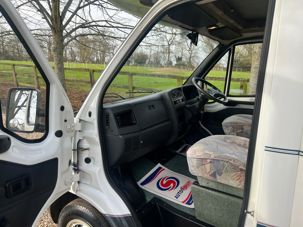 Peugeot Boxer 2.5Td Executive  #12
