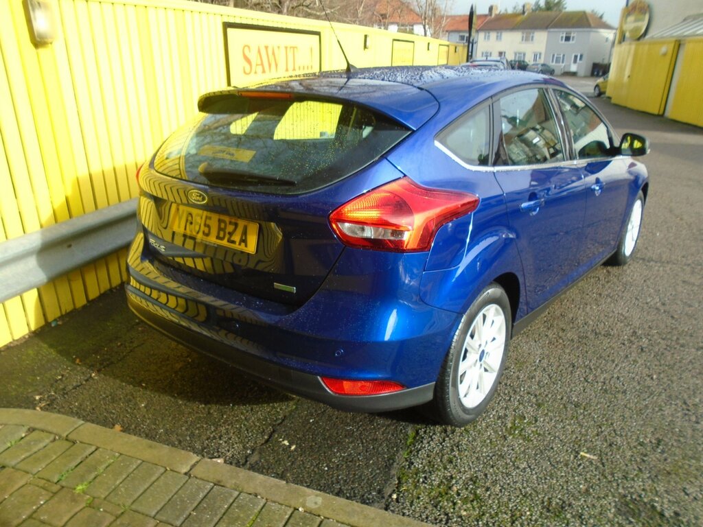 Ford Focus 1.0T Ecoboost Titanium Hatchback YR65BZA Blue #6