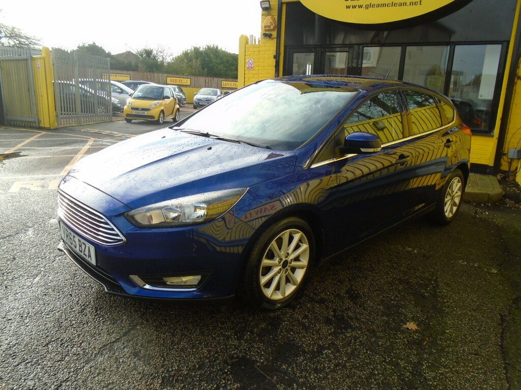 Ford Focus 1.0T Ecoboost Titanium Hatchback YR65BZA Blue #4