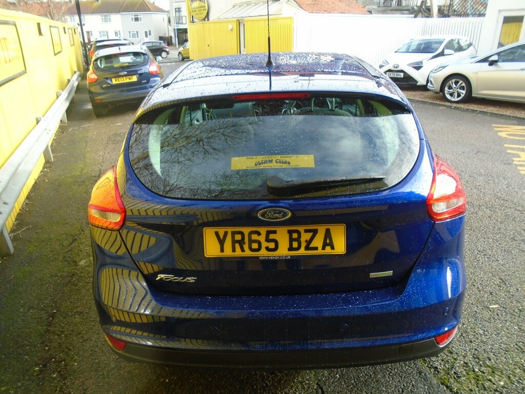 Ford Focus 1.0T Ecoboost Titanium Hatchback YR65BZA Blue #5