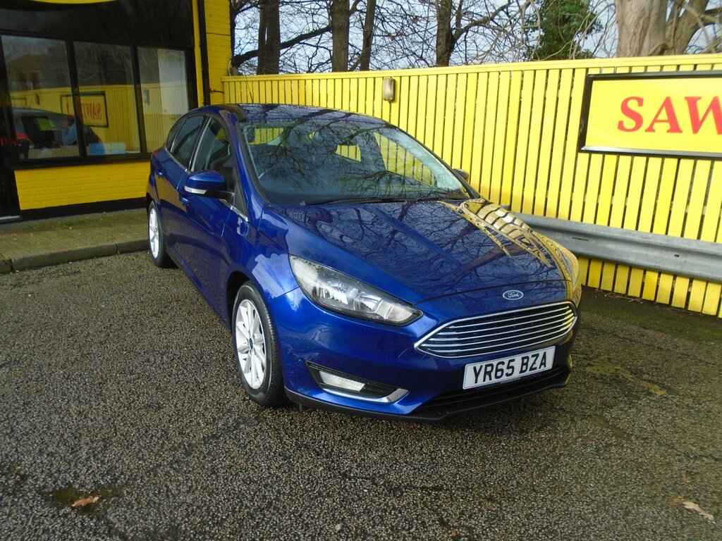 Ford Focus 1.0T Ecoboost Titanium Hatchback Blue