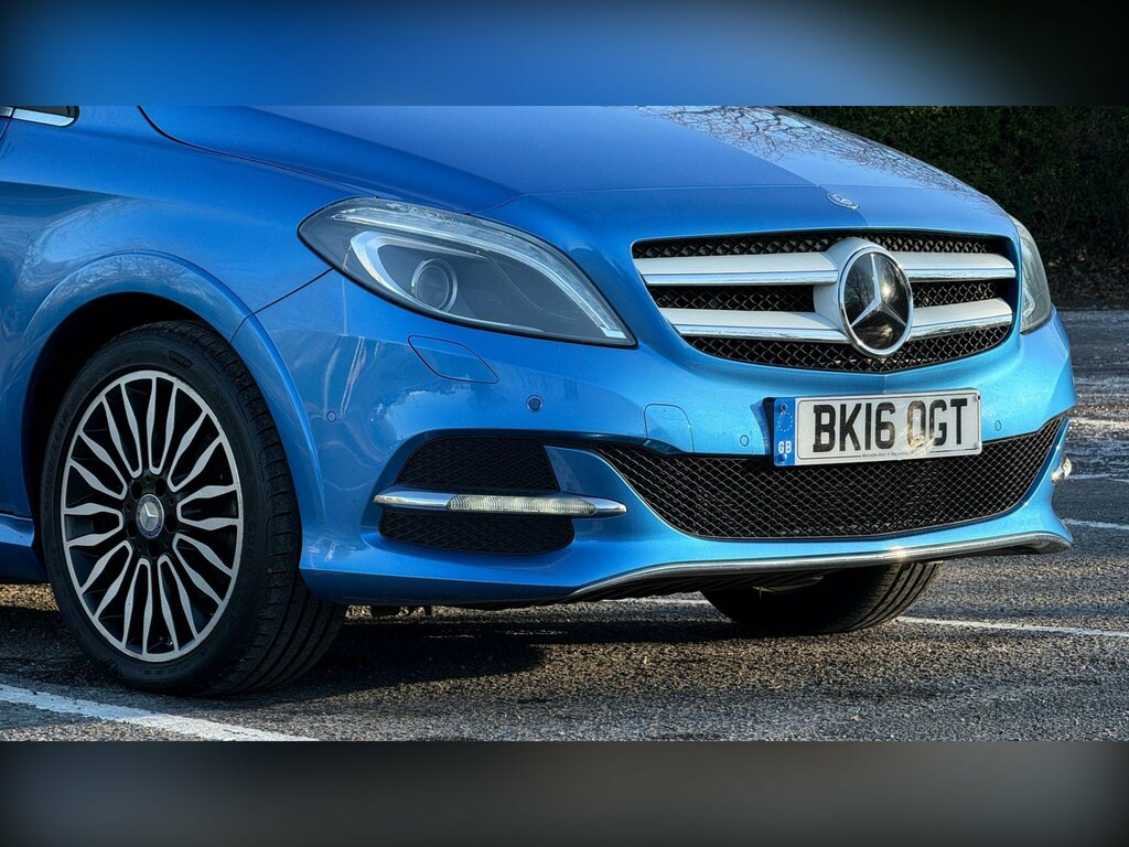 Mercedes-Benz B Class Electric Art Auto 5dr Blue #2