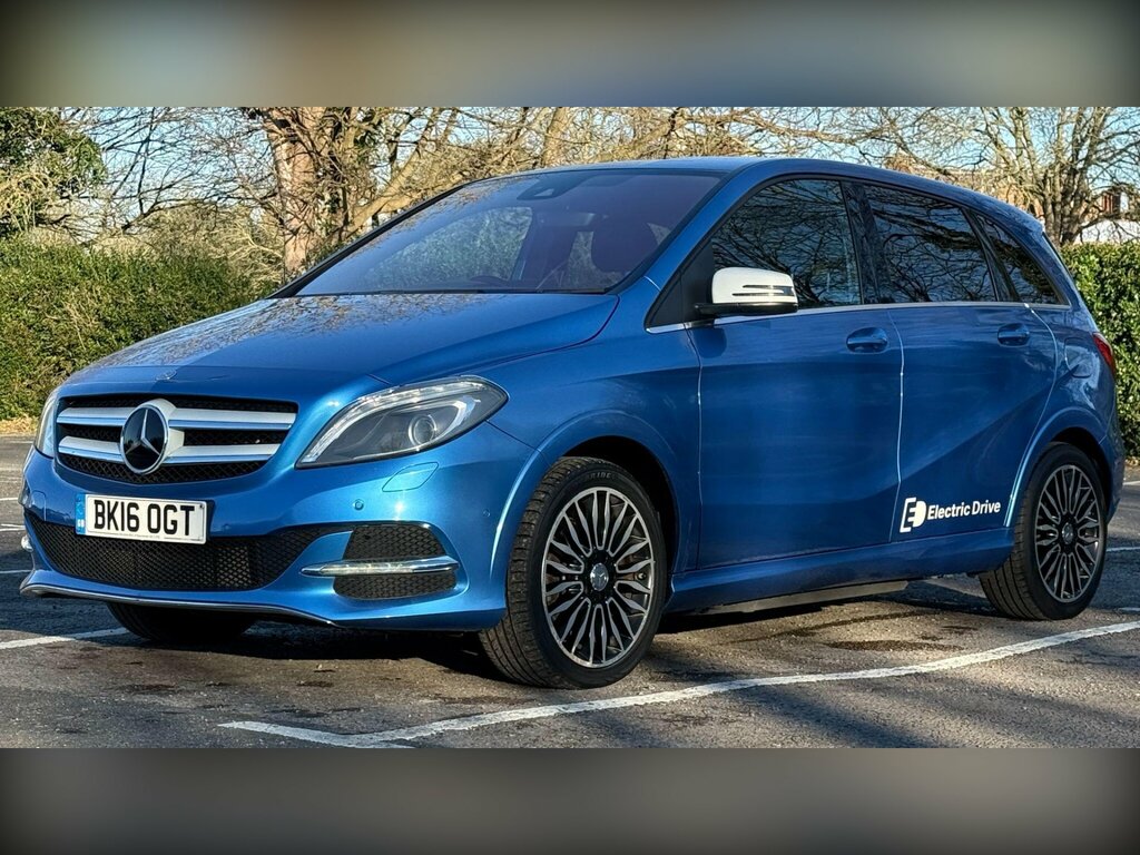 Mercedes-Benz B Class Electric Art Auto 5dr Blue #4