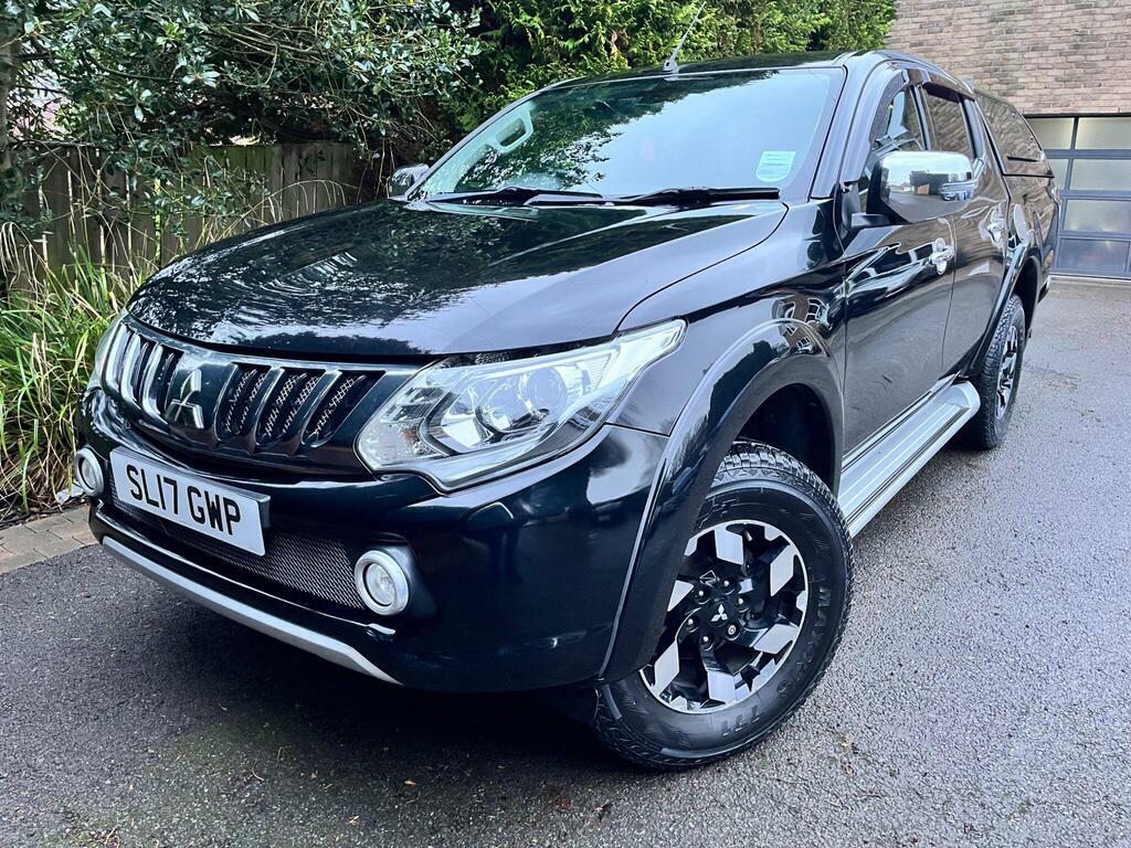 Mitsubishi L200 2.4 Di-d Dc Barbarian 4Wd Euro 6 Black
