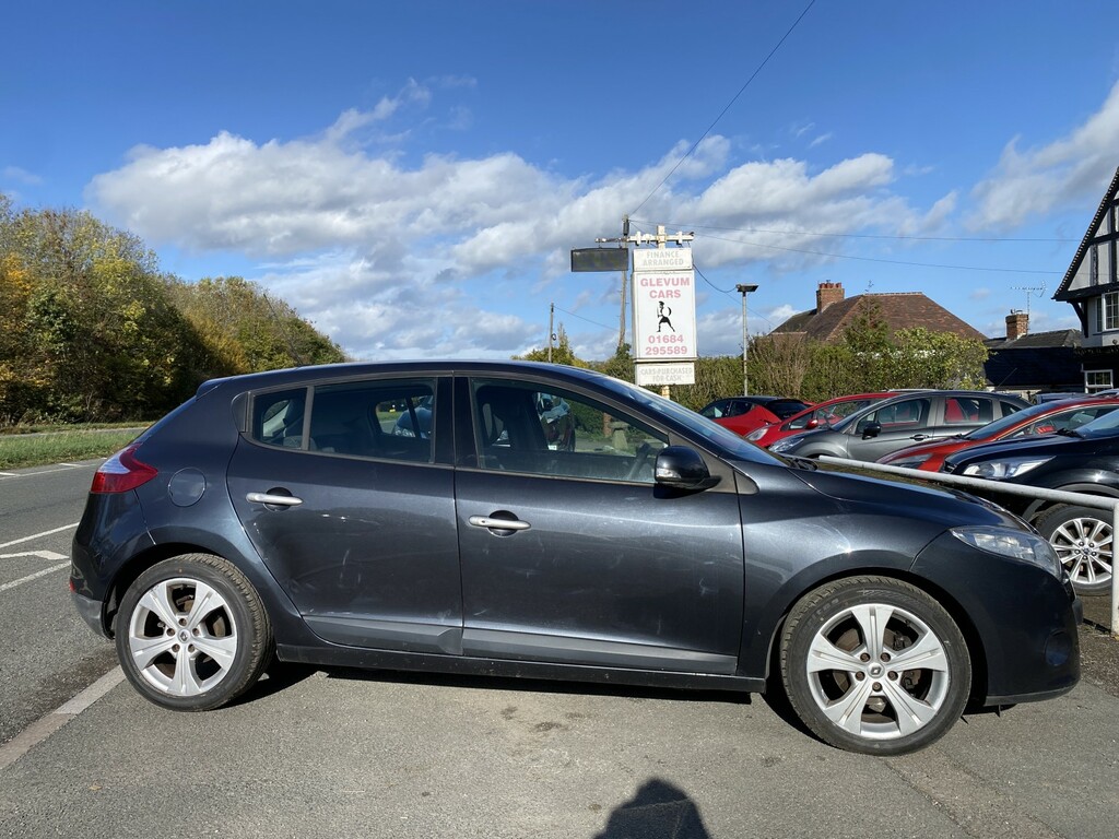 Renault Megane Hatchback 1.5 Dci Dynamique Tomtom 2011 Grey