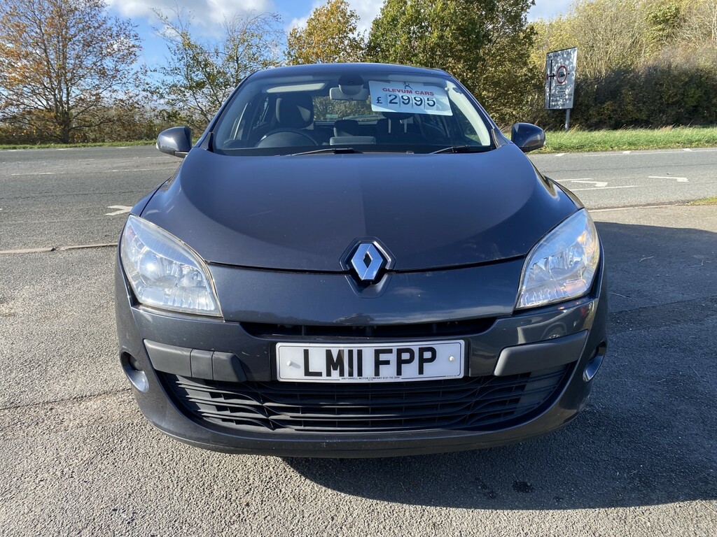 Renault Megane Hatchback 1.5 Dci Dynamique Tomtom 2011 Grey #3