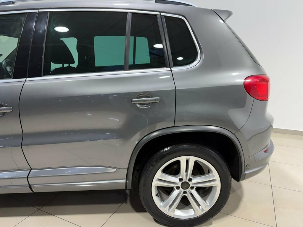Volkswagen Tiguan 2L R-line VK15WPJ Grey #6