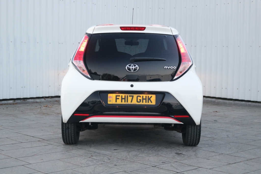 Toyota Aygo Hatchback 1.0 Vvt-i Red #5
