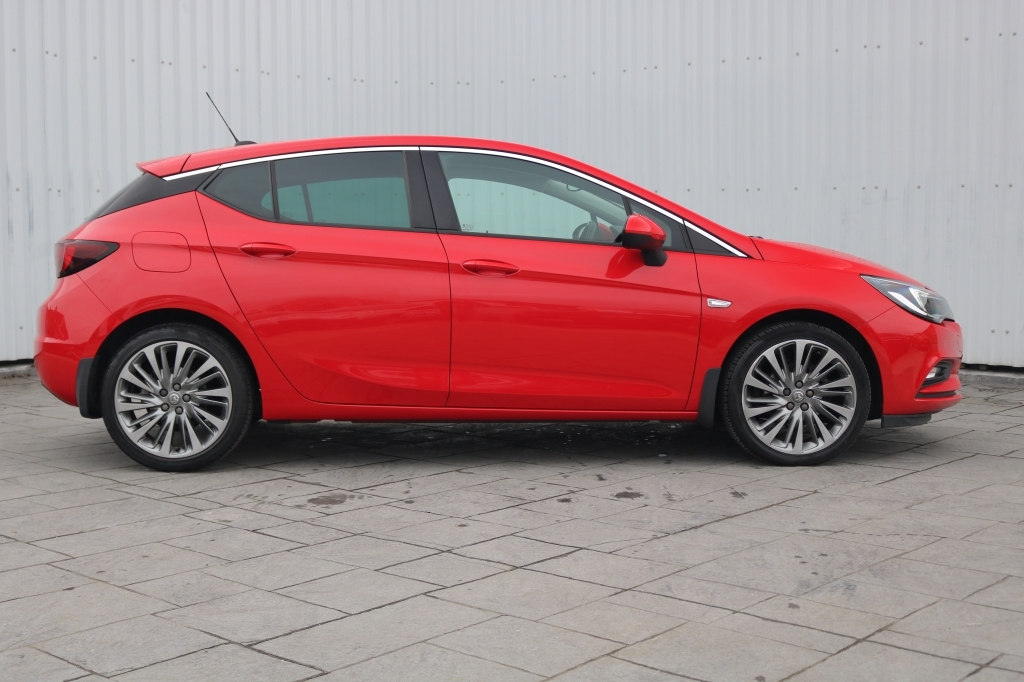 Vauxhall Astra Hatchback 1.4 Griffin Red #2