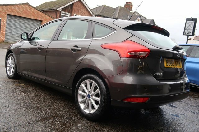 Ford Focus 2015 1.0T Ecoboost Titanium Hatchback M BU65GVN Grey #6