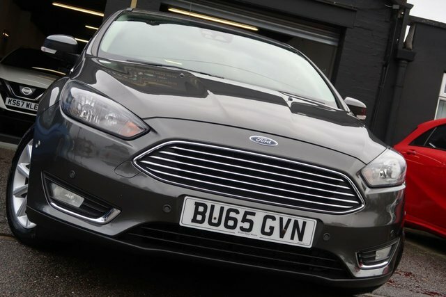 Ford Focus 2015 1.0T Ecoboost Titanium Hatchback M Grey