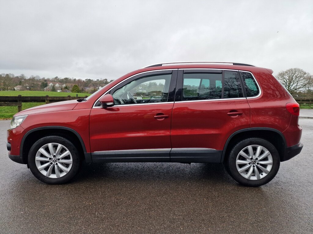 Volkswagen Tiguan 2.0 Tdi Bluemotion Tech Match Suv Dsg 4 GM15GBE Red #2