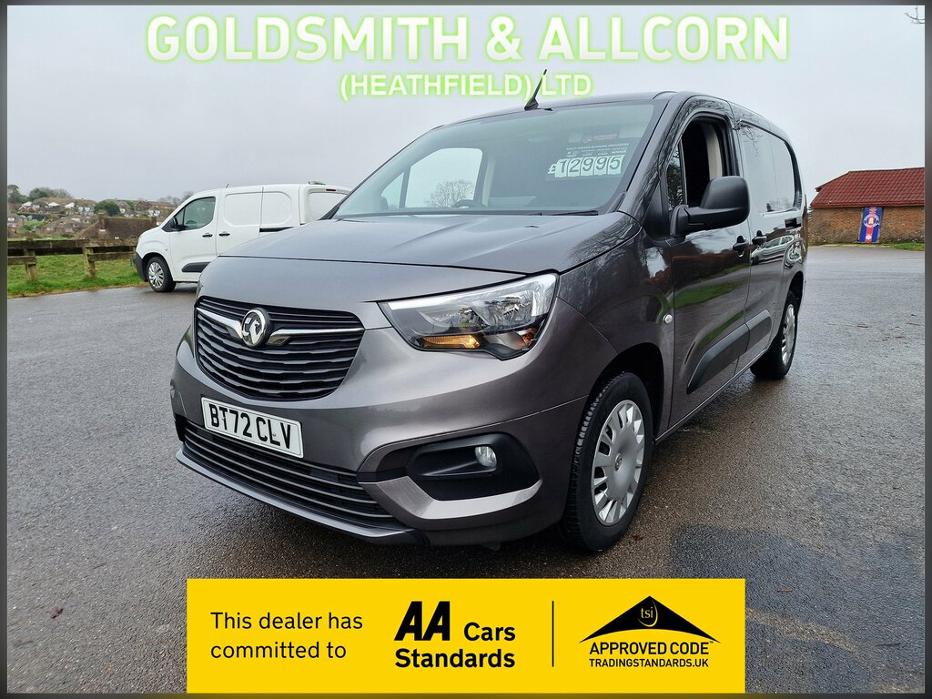Vauxhall Combo 1.5 Turbo D 2300 Sportive Panel Van 6Dr Man Grey