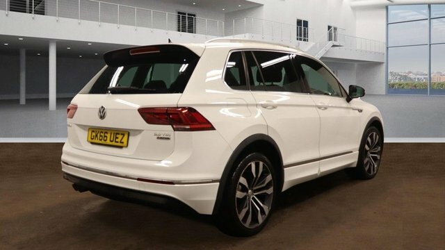 Volkswagen Tiguan 2.0 Tdi Bluemotion Tech R-line Suv Dsg GK66UEZ White #4