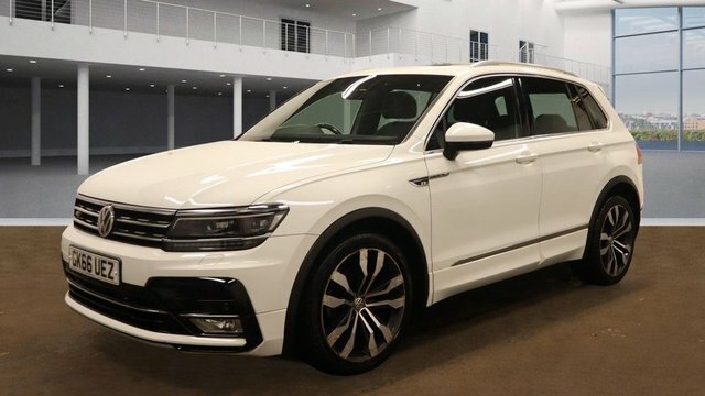 Volkswagen Tiguan 2.0 Tdi Bluemotion Tech R-line Suv Dsg GK66UEZ White #2