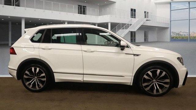 Volkswagen Tiguan 2.0 Tdi Bluemotion Tech R-line Suv Dsg GK66UEZ White #5