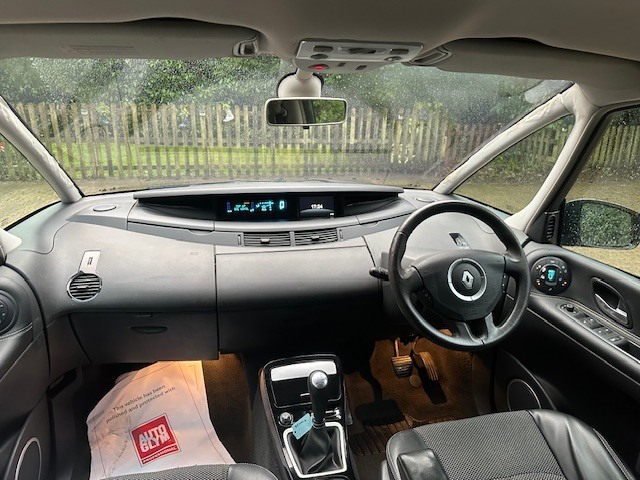 Renault Grand Espace 2.0 Dci Dynamique Tomtom Silver #9