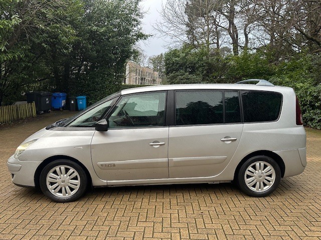 Renault Grand Espace 2.0 Dci Dynamique Tomtom Silver #4