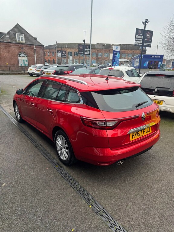 Renault Megane 1.5 Dci Dynamique Nav Sport Tourer Euro 6 Ss HY67FJJ Red #4