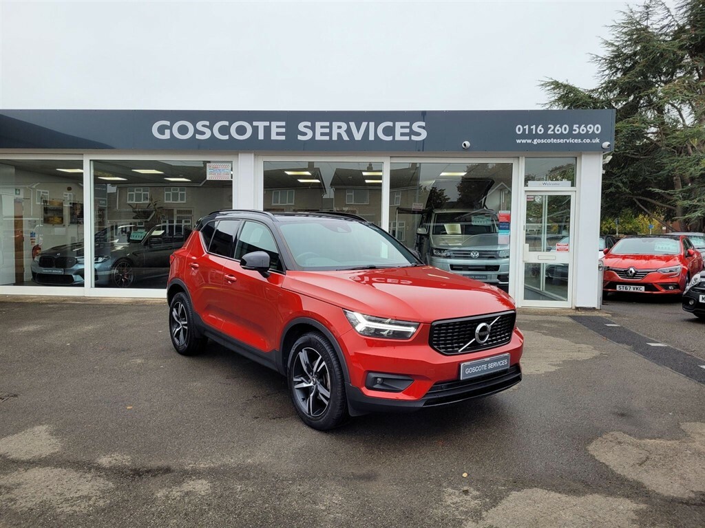 Volvo XC40 1.5 T3 R-design Euro 6 Ss HV70XAU Red #4