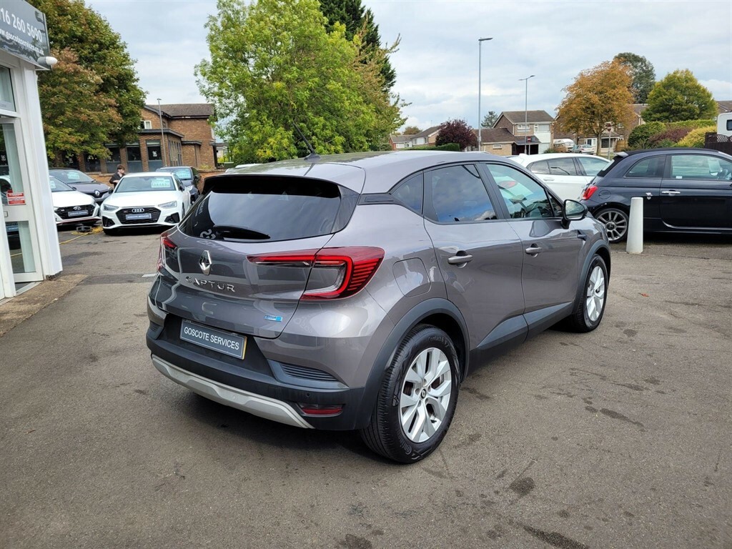 Renault Captur 1.6 E-tech Iconic Edition Euro 6 Ss GY22GYJ Grey #4