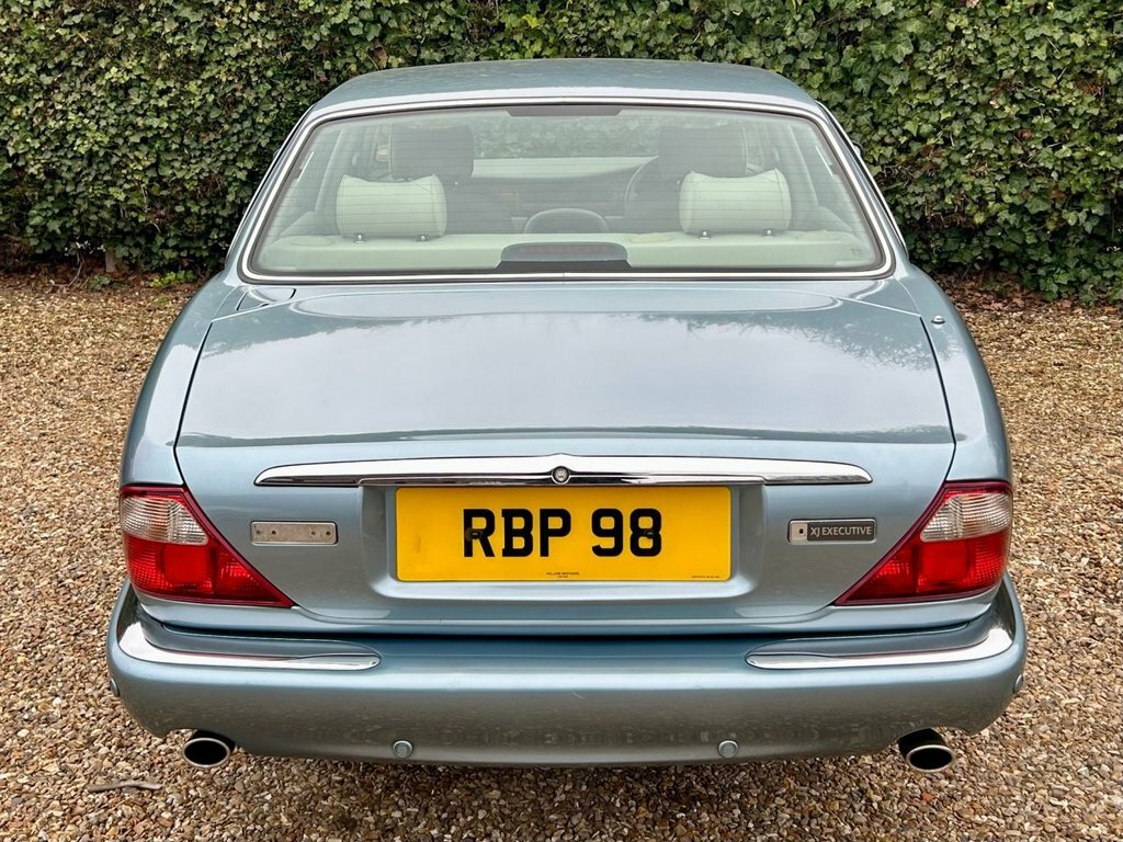 Jaguar XJ 3.2 Xj8 Executive Saloon 290 Blue #6