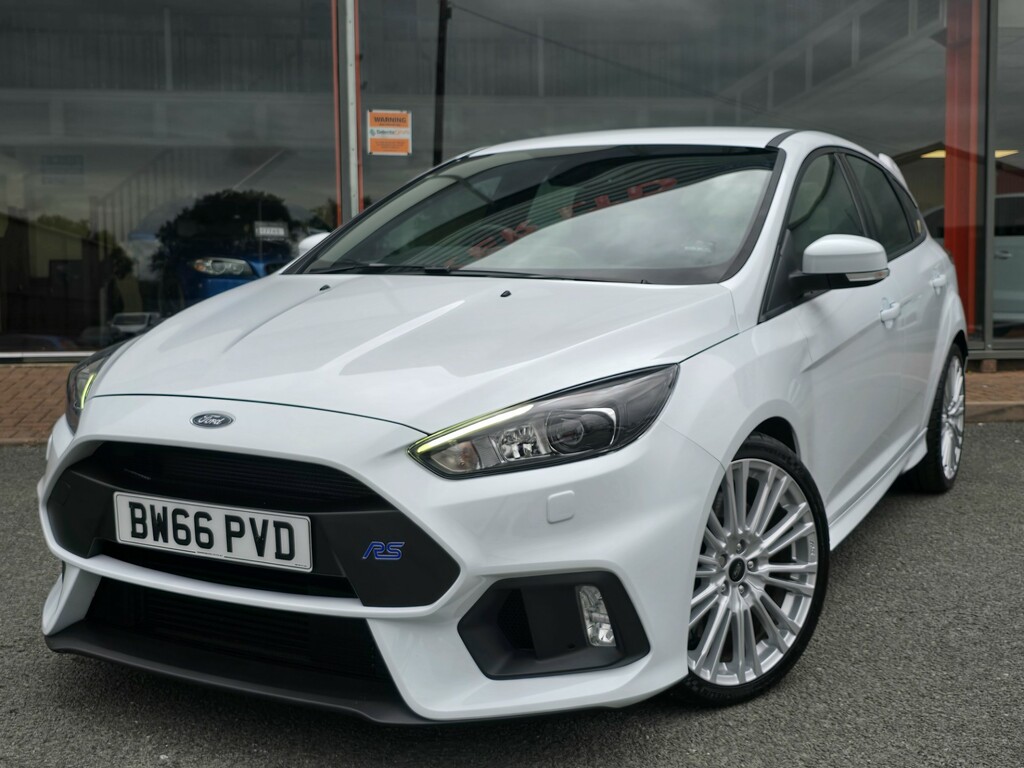 Ford Focus Rs White #4