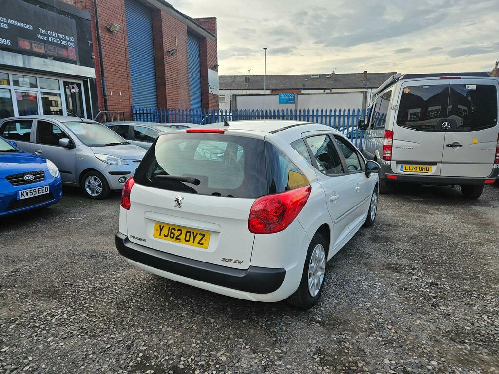 Peugeot 207 SW 1.4 8V Access Euro 5 White #3