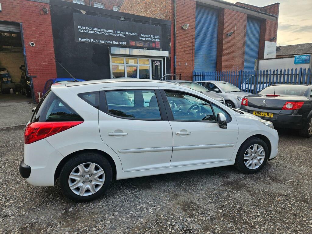 Peugeot 207 SW 1.4 8V Access Euro 5 White
