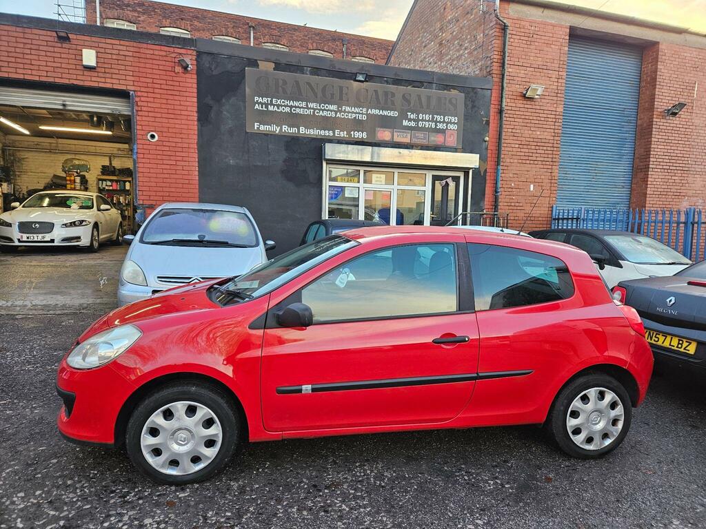 Renault Clio 1.2 16V Extreme PE09EFO Red #4