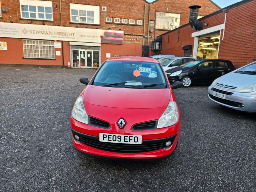 Renault Clio 1.2 16V Extreme PE09EFO Red #2