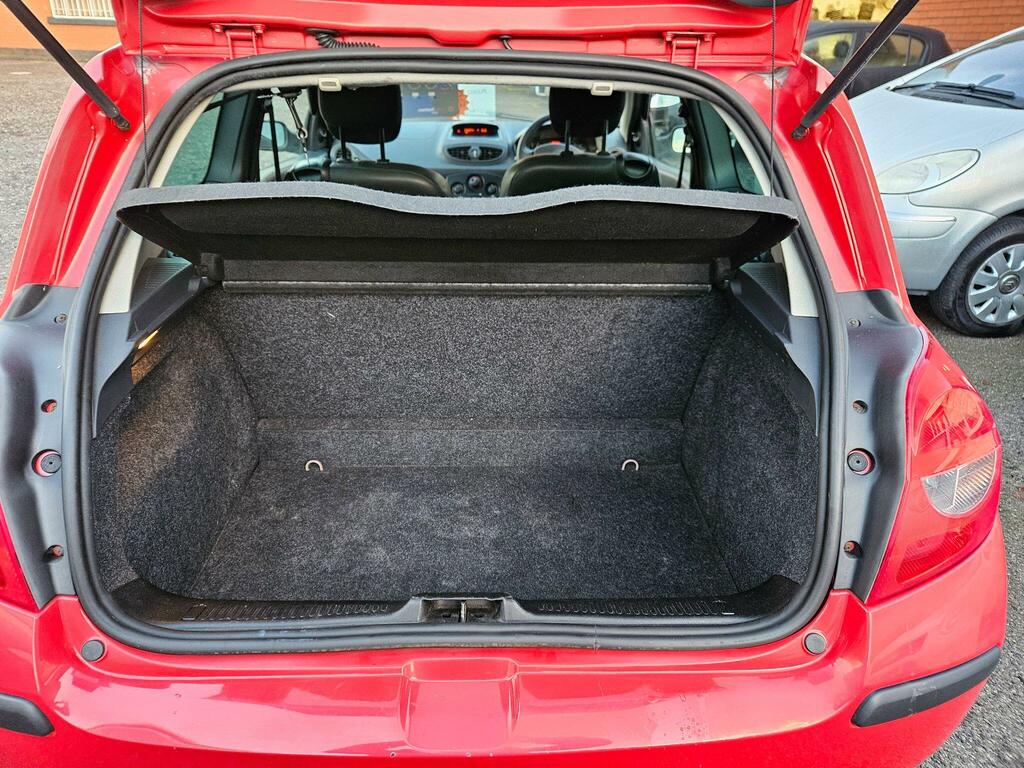 Renault Clio 1.2 16V Extreme PE09EFO Red #5