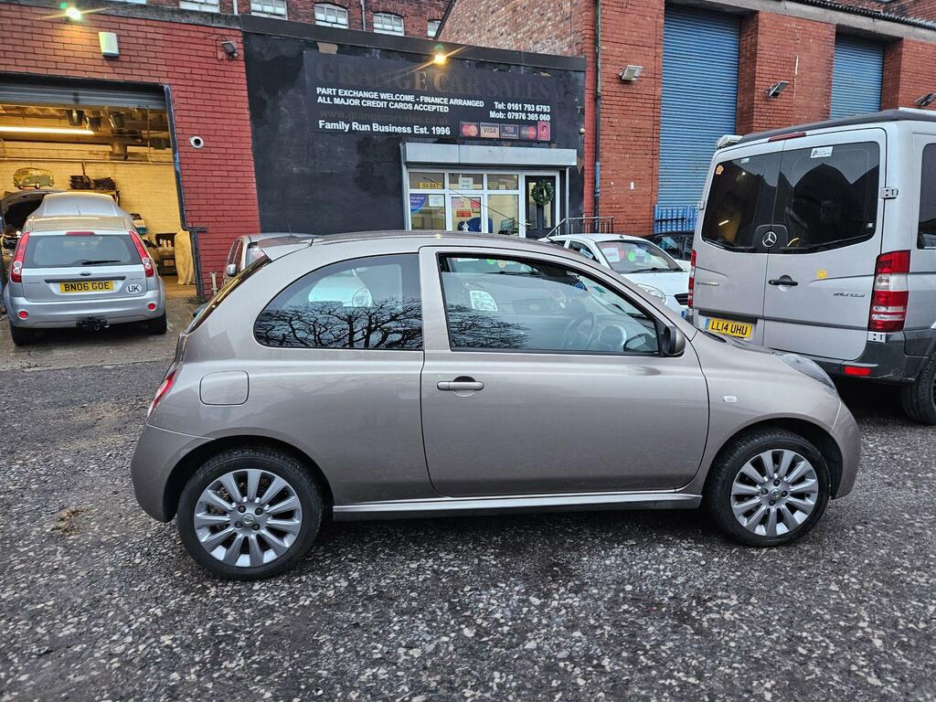 Nissan Micra 1.2 16V Sport Beige