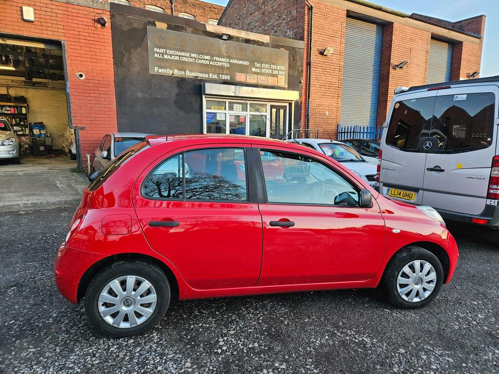 Nissan Micra 1.2 16V Visia Red
