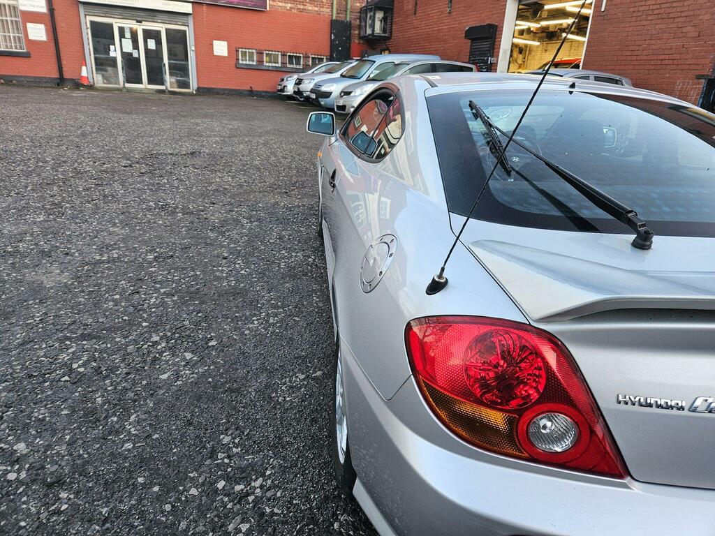 Hyundai Coupe 2.0 Se Silver #5