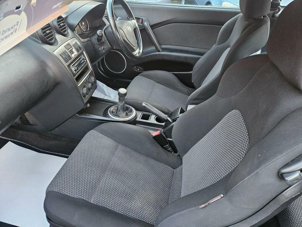 Hyundai Coupe 2.0 Se Silver #9