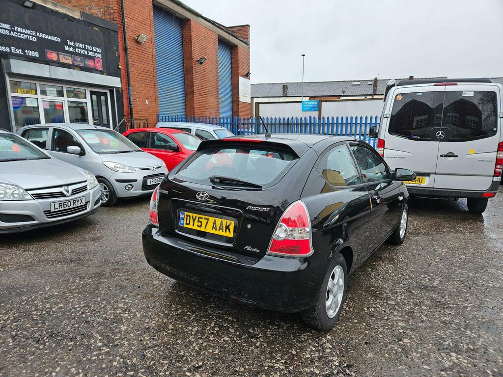 Hyundai Accent 1.4 Atlantic Black #3