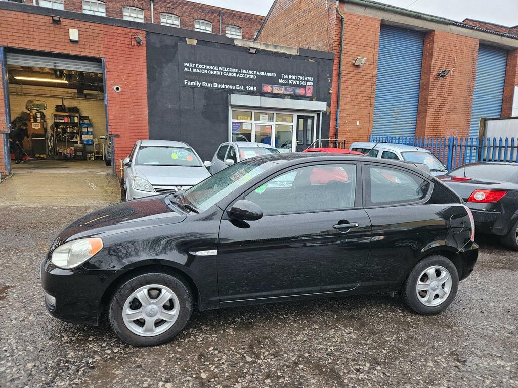 Hyundai Accent 1.4 Atlantic Black #4