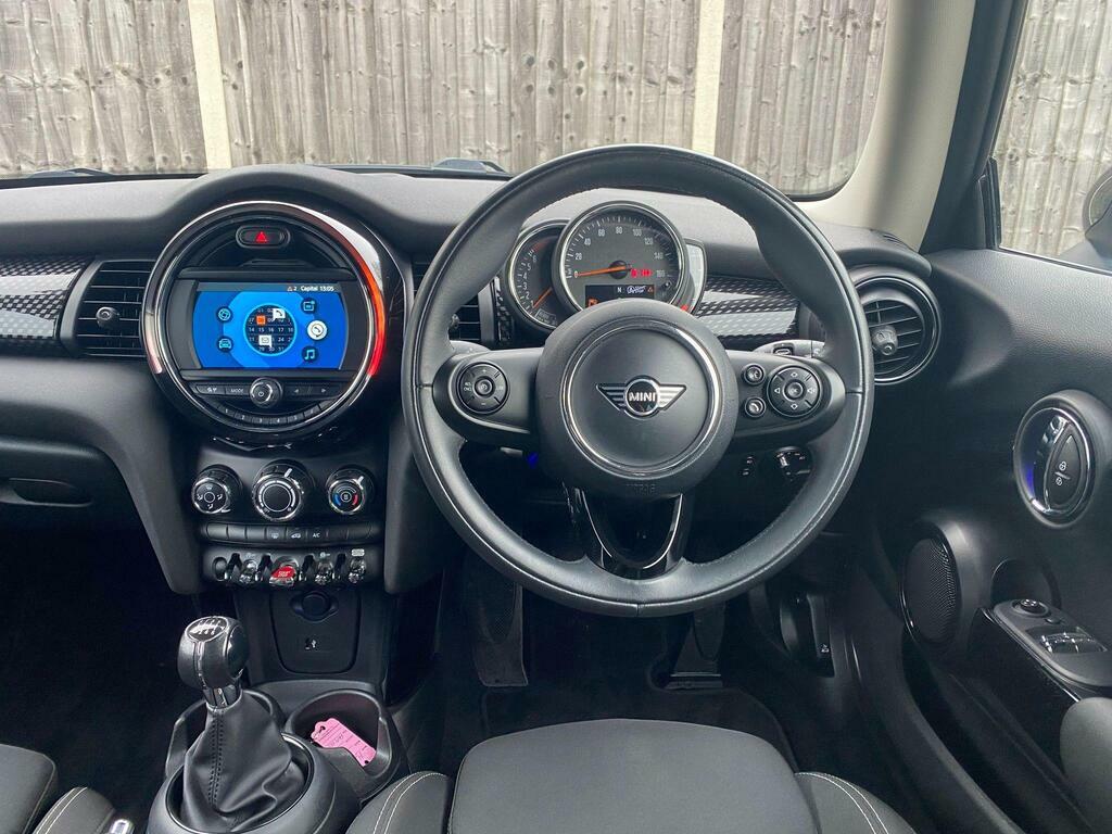 Mini Hatch 2.0 Cooper S Classic Euro 6 S S FA19ORV Black #6