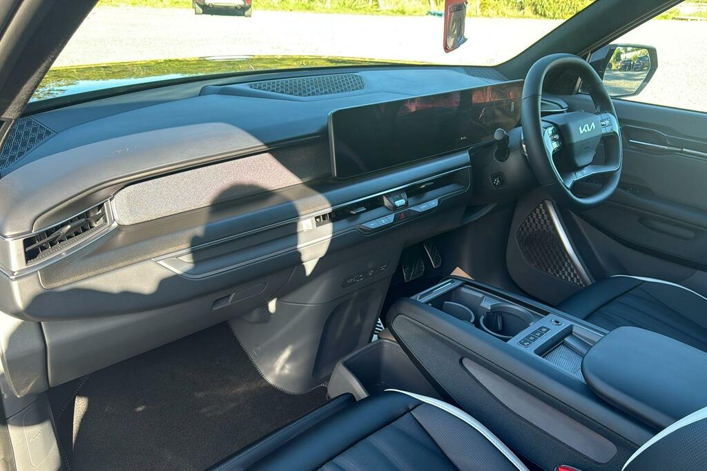 Kia EV9 99.8Kwh Gt-line Suv Awd 378 Bhp CK75LVV Black #2