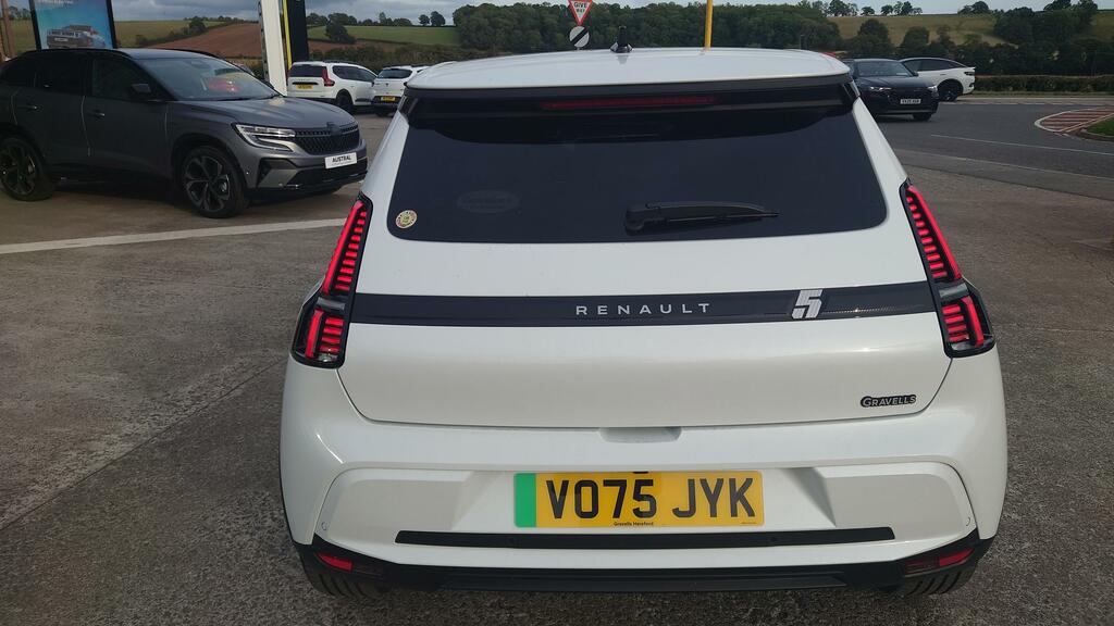 Renault 5 E-Tech Comfort Range 52Kwh Techno Hatchback VO75JYK White #6