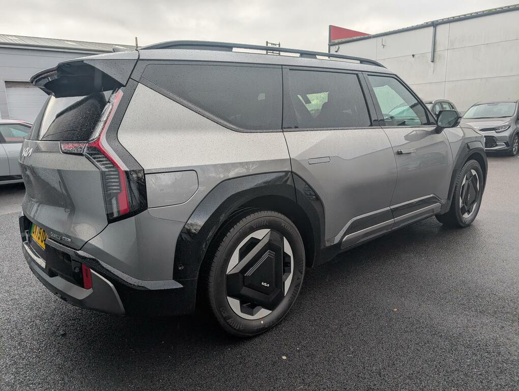 Kia EV9 99.8Kwh Gt-line Suv Awd 378 Bhp CV75OVP Grey #3