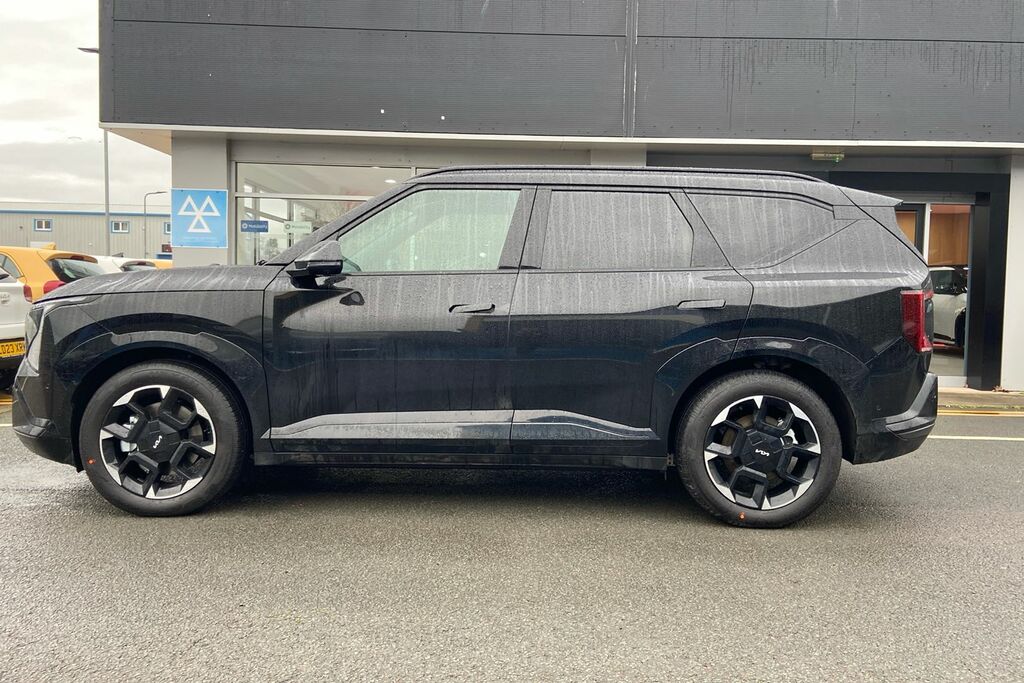 Kia  81.4Kwh Gt-line S Suv 214 Bhp CP75GXD Black #4