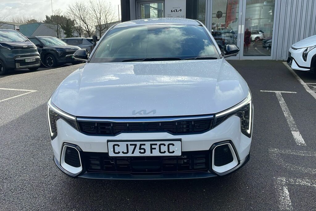Kia  1.6 T-gdi Gt-line Hatchback Dct Euro 6 CJ75FCC White #6