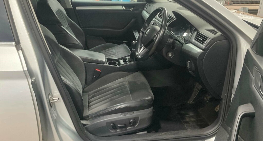 Skoda Superb Se Technology Tdi WU66WGX #4
