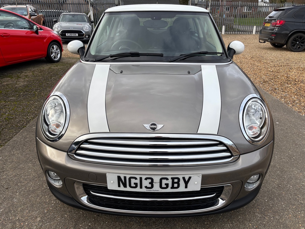 Mini Hatch 1.6 Cooper D Euro 5 S S White #2