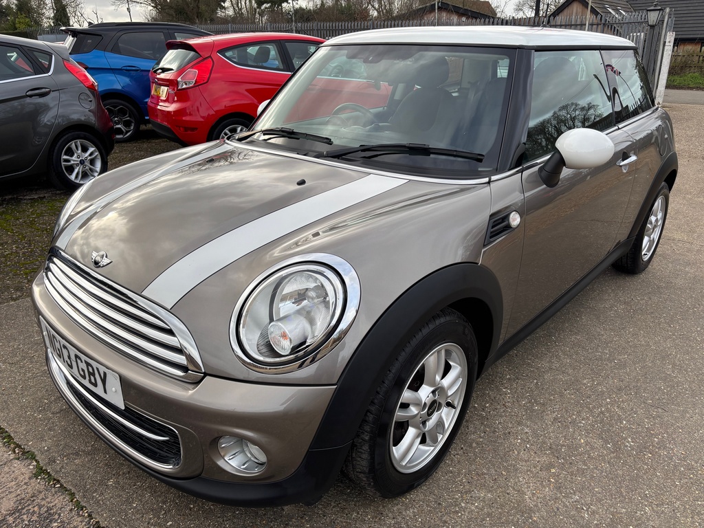 Mini Hatch 1.6 Cooper D Euro 5 S S White #3