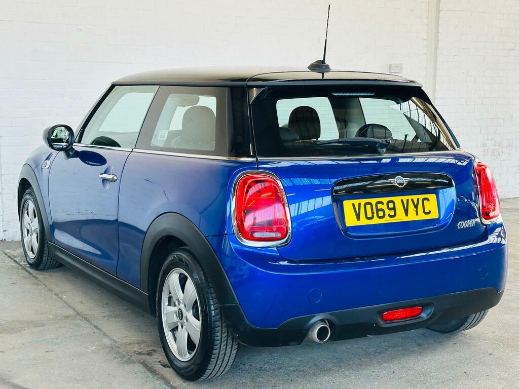 Mini Hatch 1.5 Cooper Classic Euro 6 Ss VO69VYC Blue #2