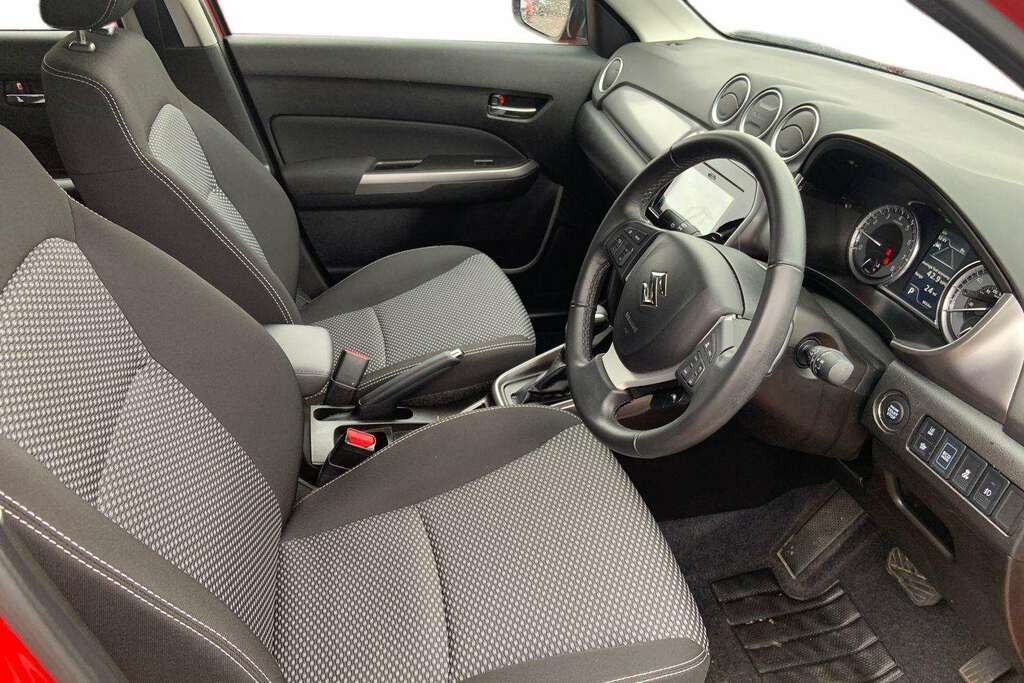 Suzuki Vitara Sz-t Hev CP22BPY Red #3